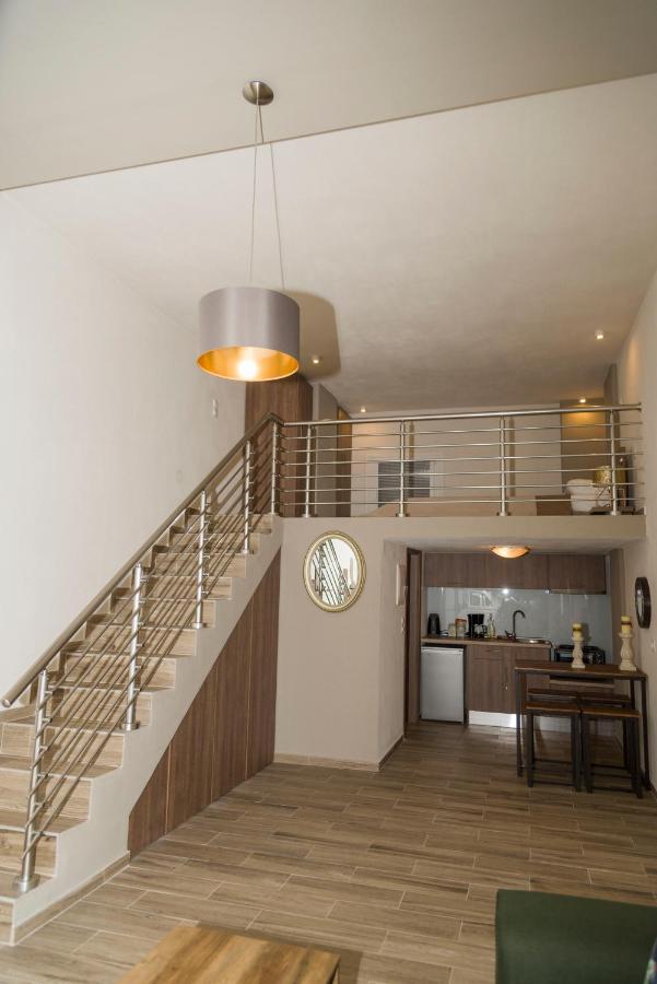 Yourcastle2 Apartment อเล็กซานโดรโพลิส ภายนอก รูปภาพ