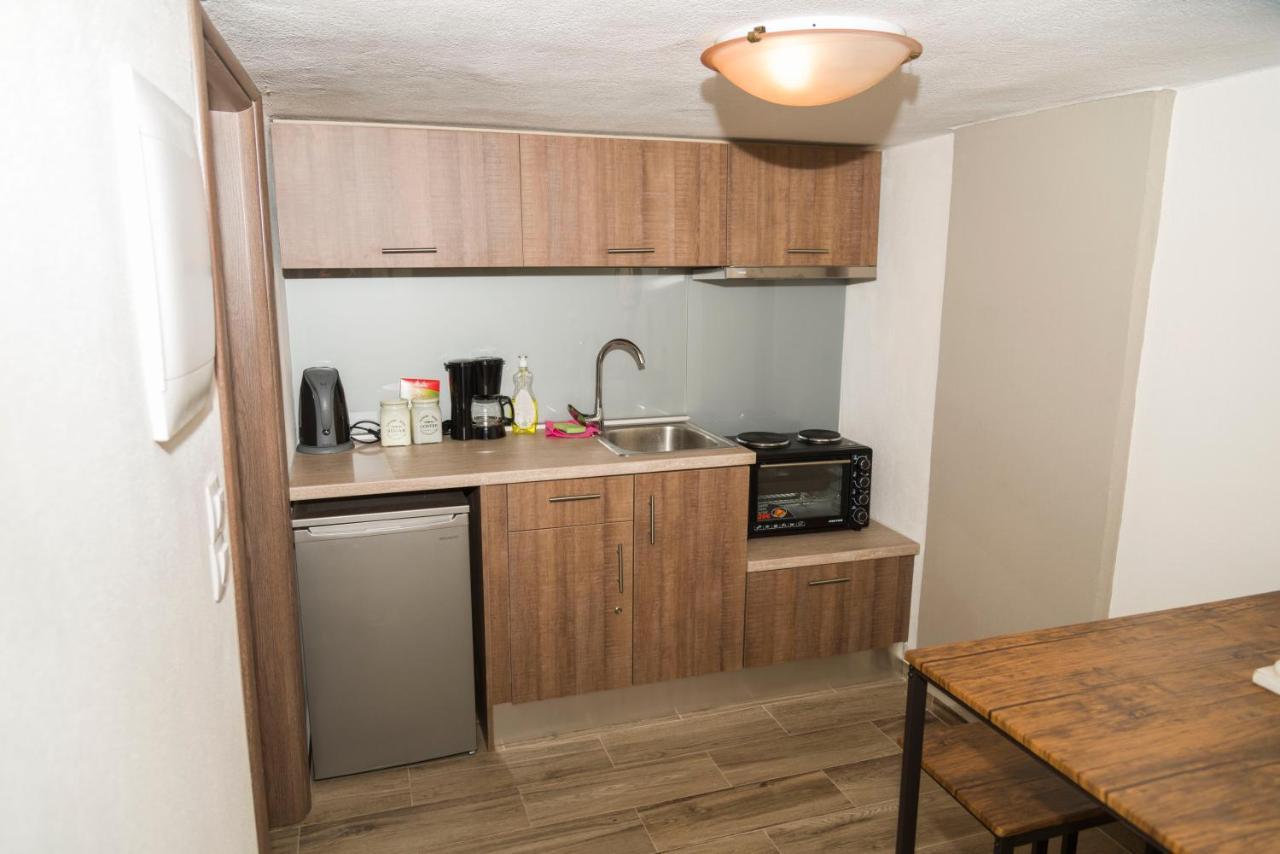 Yourcastle2 Apartment อเล็กซานโดรโพลิส ภายนอก รูปภาพ