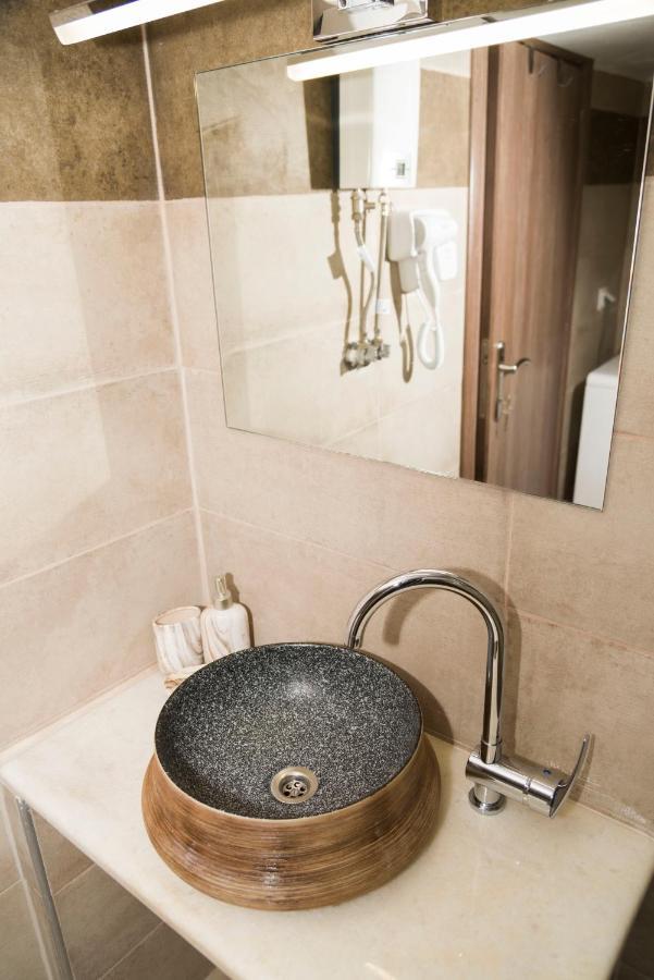 Yourcastle2 Apartment อเล็กซานโดรโพลิส ภายนอก รูปภาพ